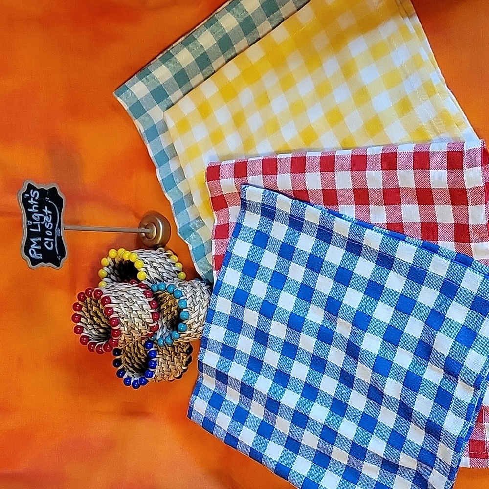 The Pioneer Woman Set of 4 Napkins & 4 Napkin Rings Gingham Red Blue Yellow